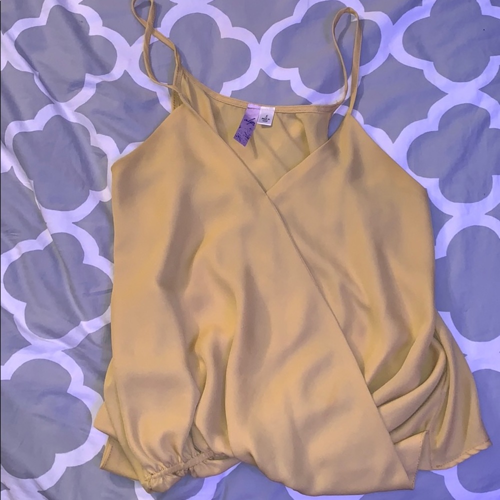 Flowy Yellow Tank